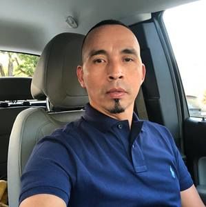 Meet your Posher, Anibal